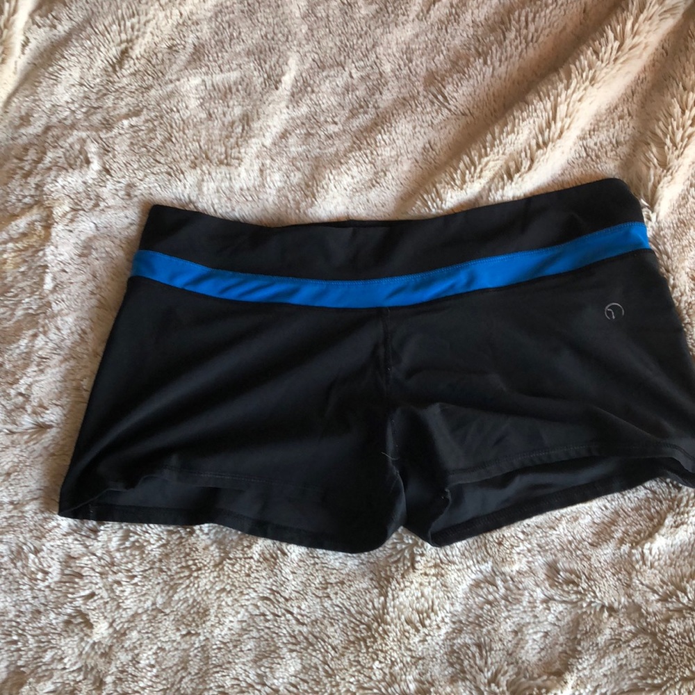 Bike/yoga shorts